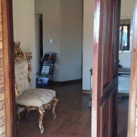 קמפטון פארק Budias Guest House מראה חיצוני תמונה