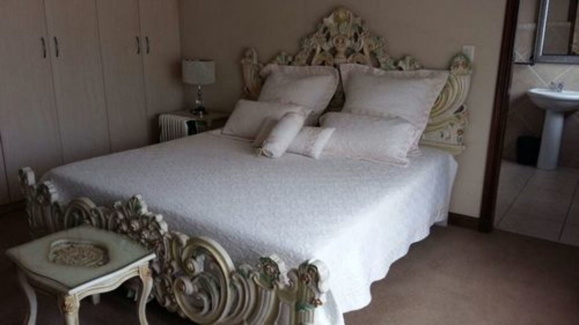 קמפטון פארק Budias Guest House מראה חיצוני תמונה